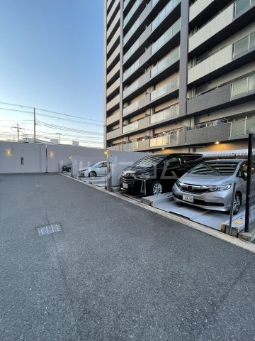 27/29 駐車場