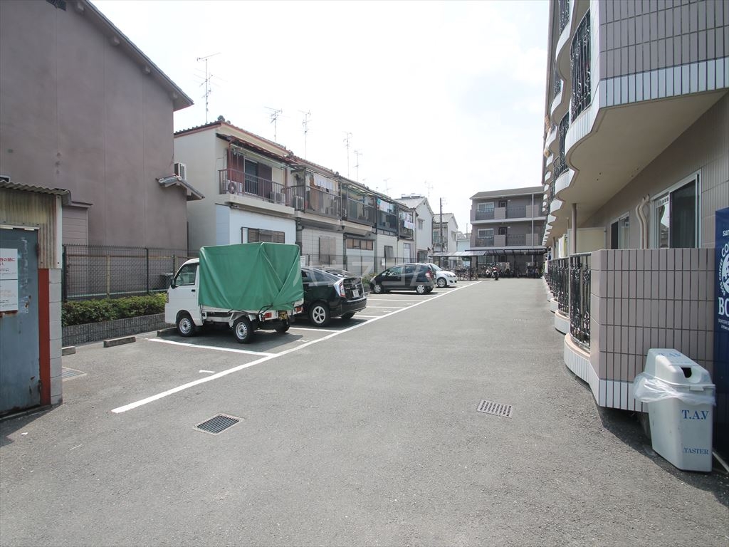 29/30 駐車場