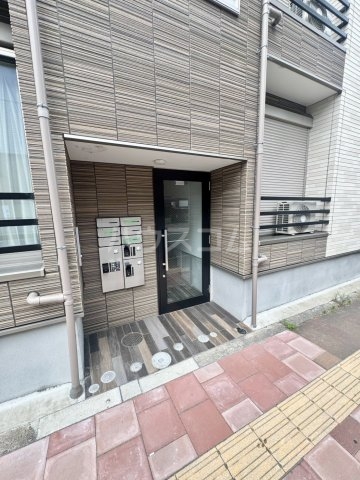 2/6 エントランス