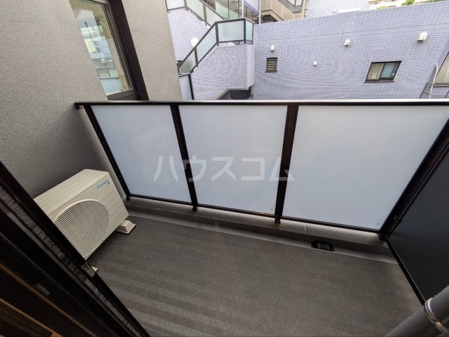 13/23 バルコニー