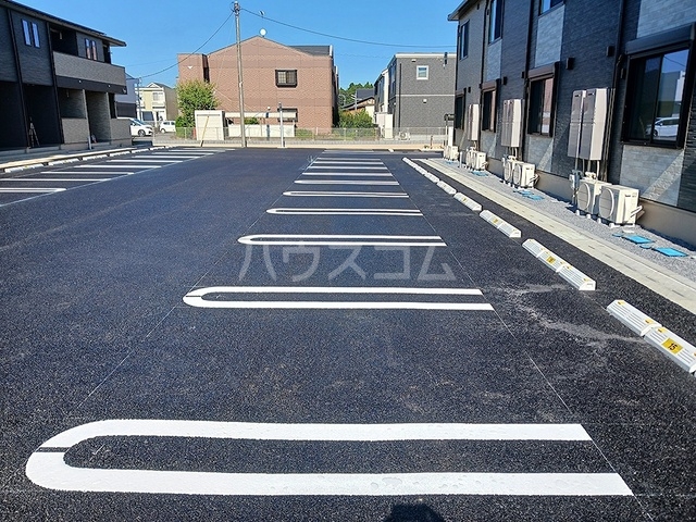 14/20 駐車場