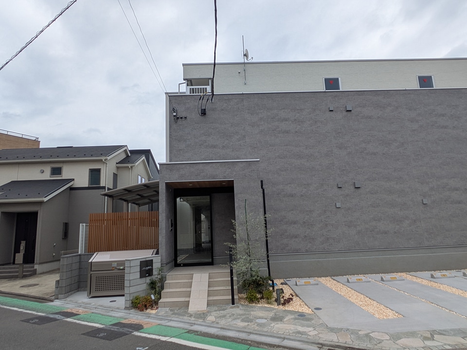 2/30 外観