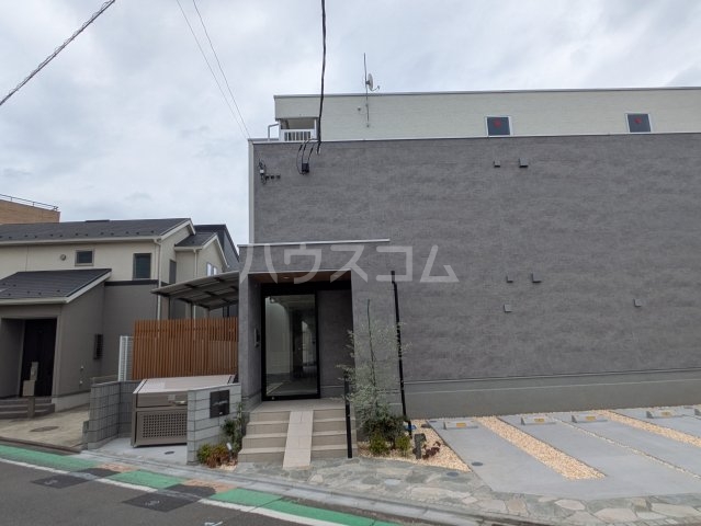 2/30 外観