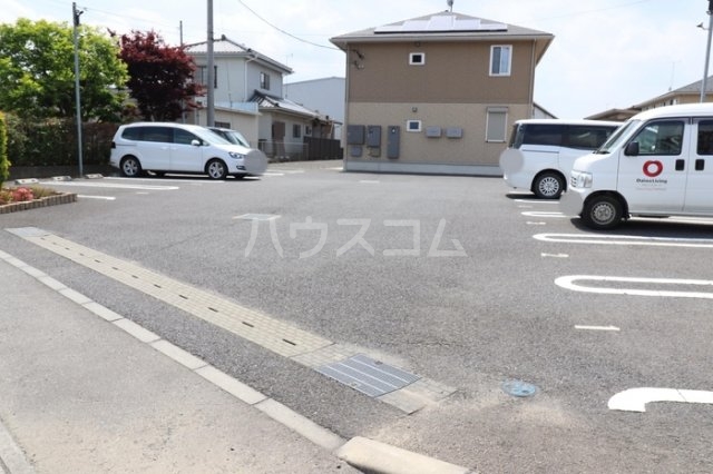 16/19 駐車場