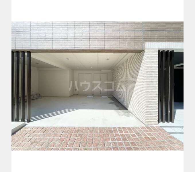 20/26 駐車場