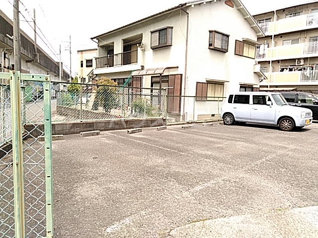 19/24 駐車場
