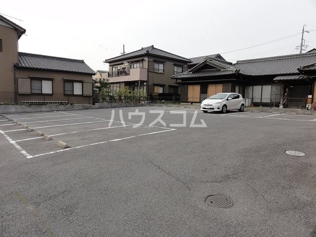 22/30 駐車場