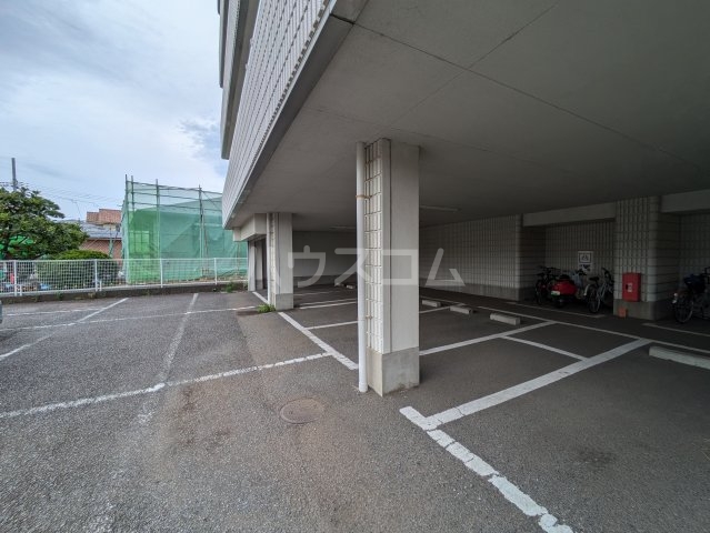 29/30 駐車場
