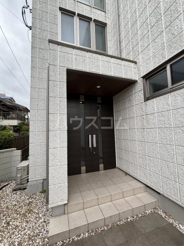 3/5 エントランス