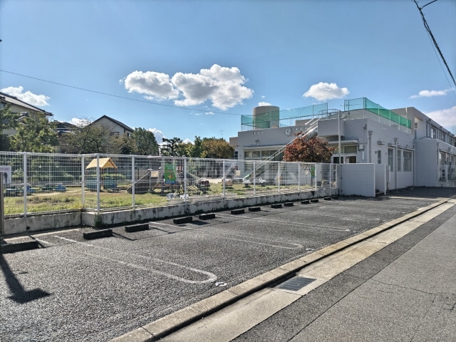 13/23 駐車場