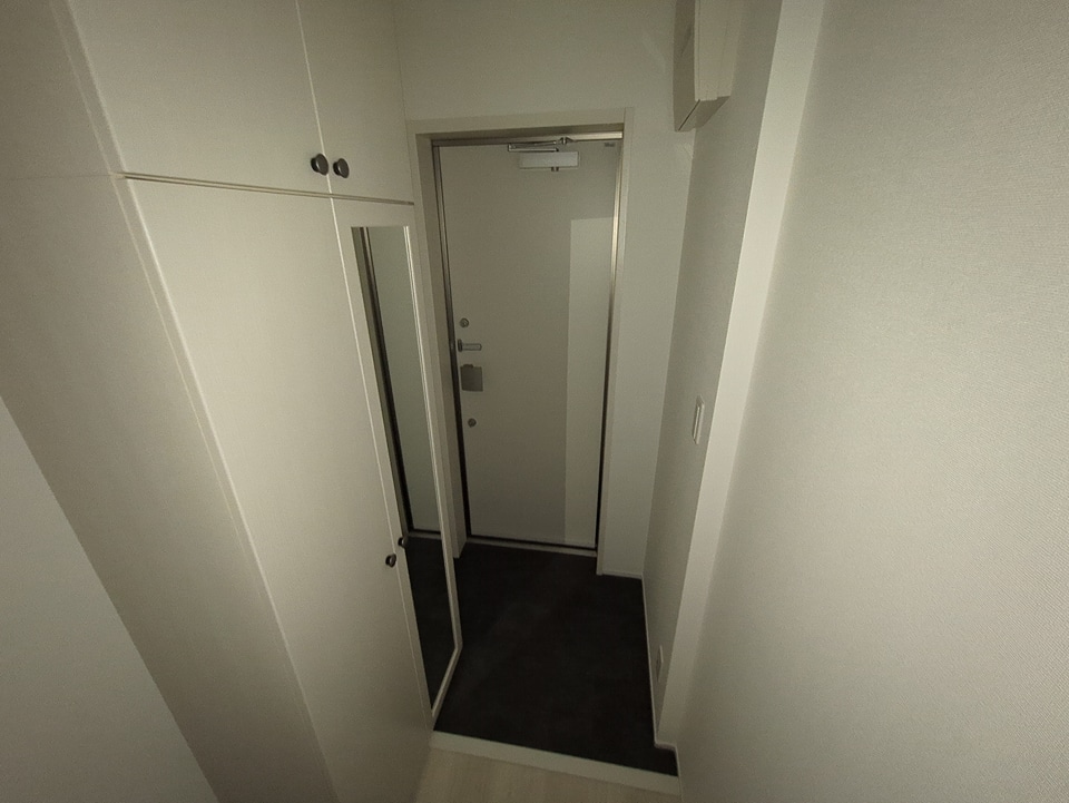 13/30 玄関