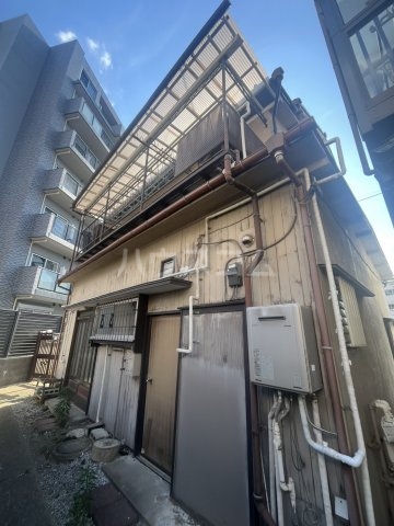 2/30 外観