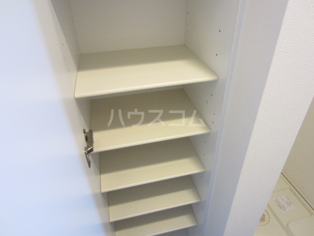 13/30 収納