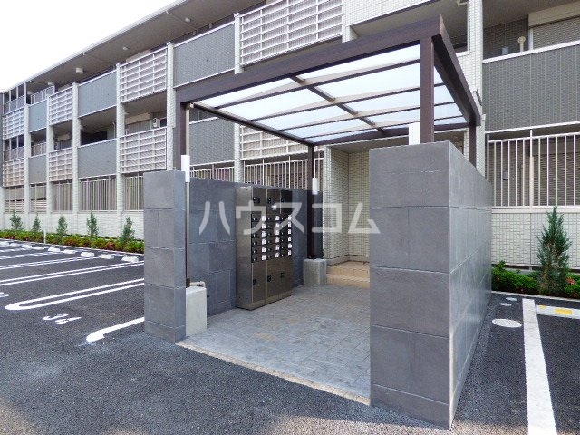 13/24 エントランス