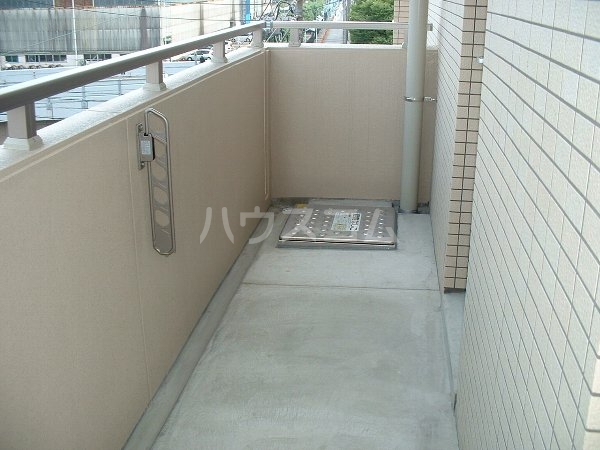 15/28 バルコニー
