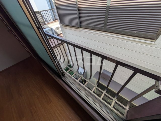 23/30 バルコニー