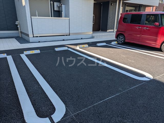 20/23 駐車場