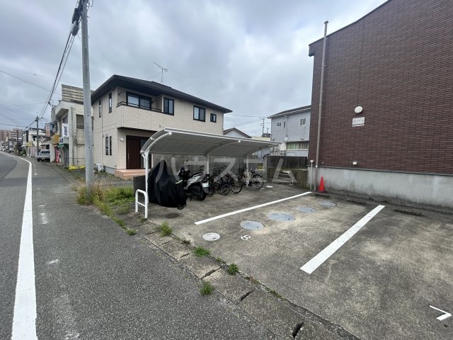 26/30 駐車場