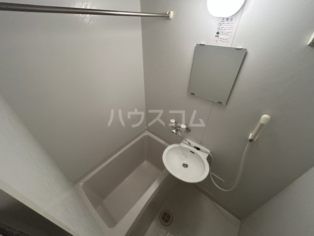 16/30 浴室