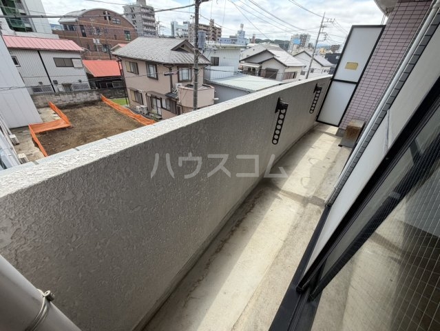 23/30 バルコニー