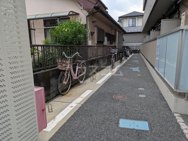 25/30 駐車場