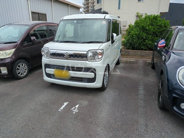 2/3 駐車場