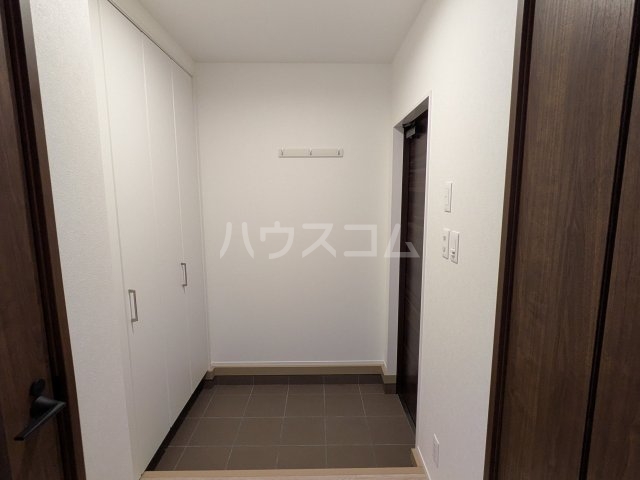 14/29 玄関