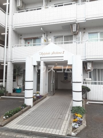 14/17 エントランス