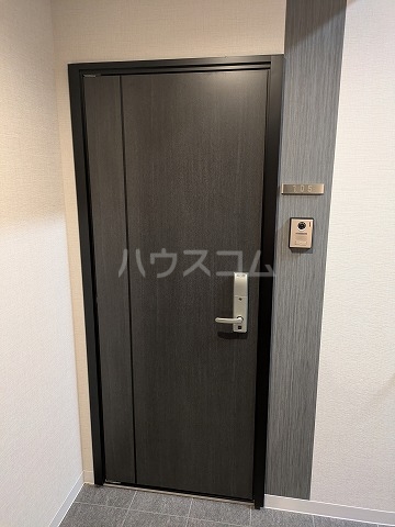 13/30 玄関