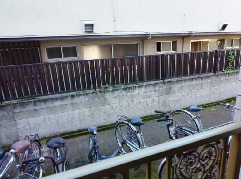 19/26 駐車場