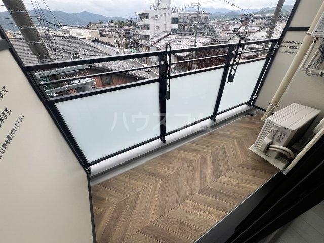 23/30 バルコニー