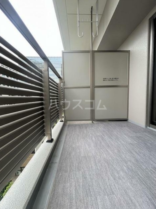 13/16 バルコニー