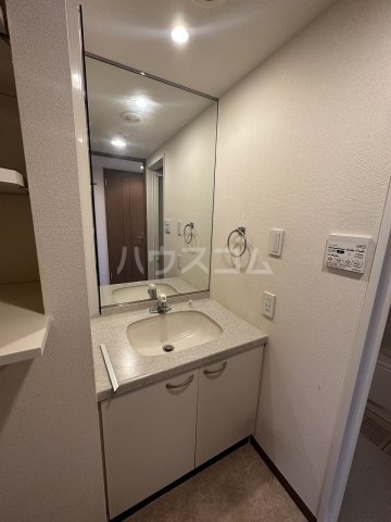 15/30 洗面