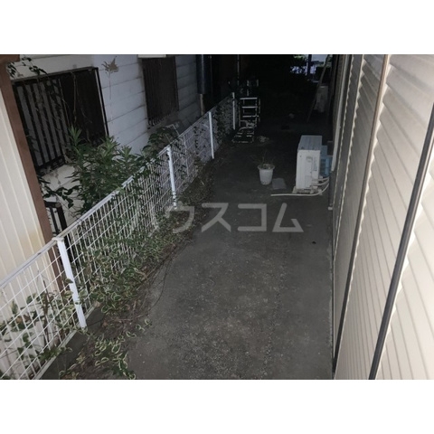 25/30 駐車場