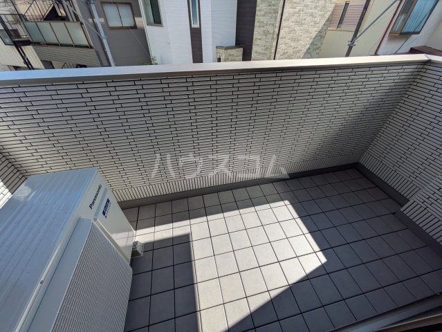 26/30 バルコニー