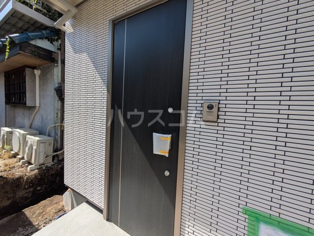 18/30 玄関