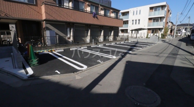 4/5 駐車場