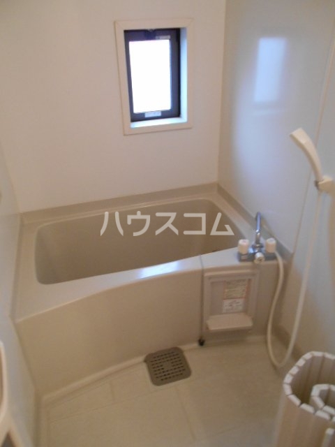 13/29 浴室