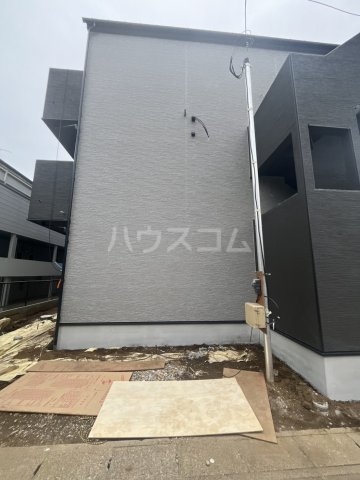 19/30 エントランス
