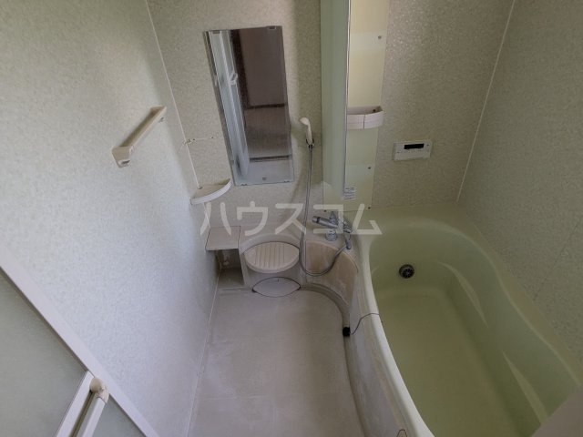 13/21 浴室