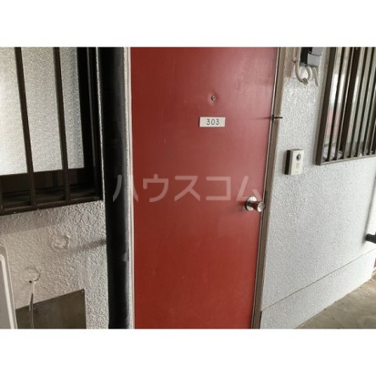 22/25 エントランス