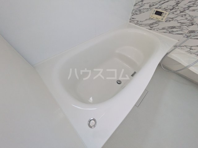 19/30 浴室