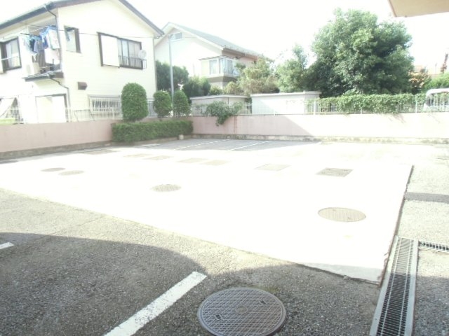 15/25 駐車場