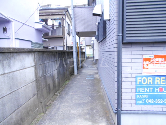28/30 エントランス