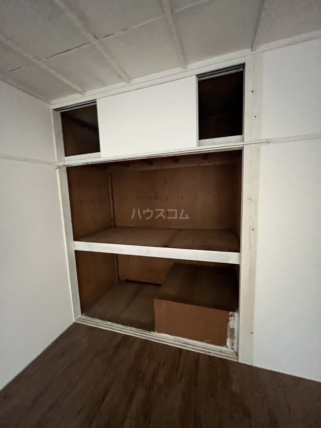 13/30 収納