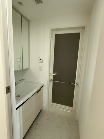 15/30 洗面