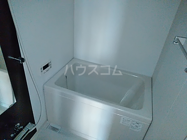 16/30 浴室