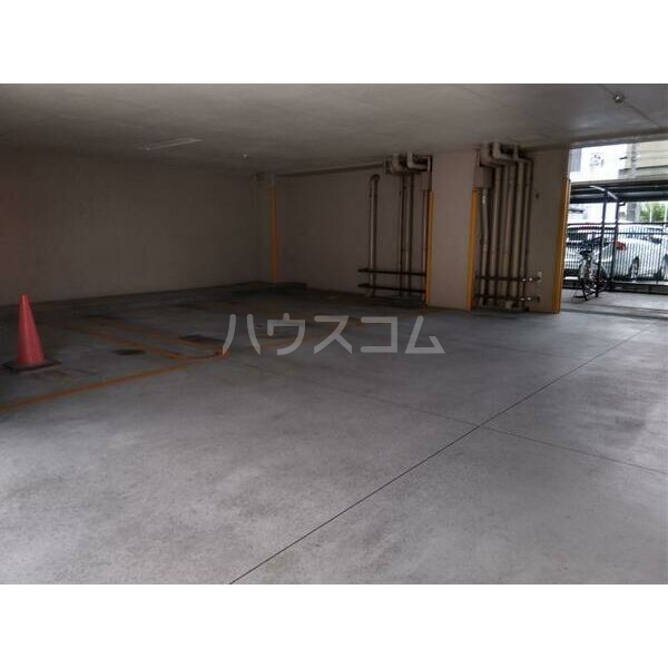 15/25 駐車場
