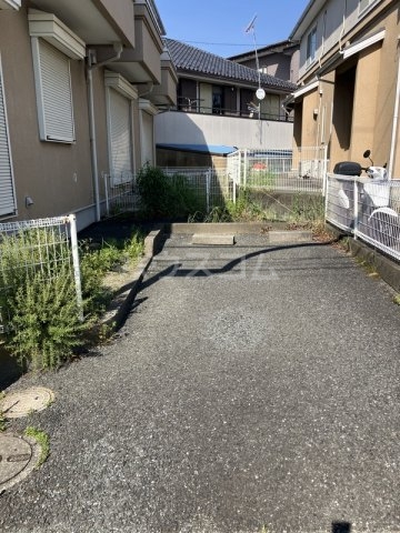 23/30 駐車場