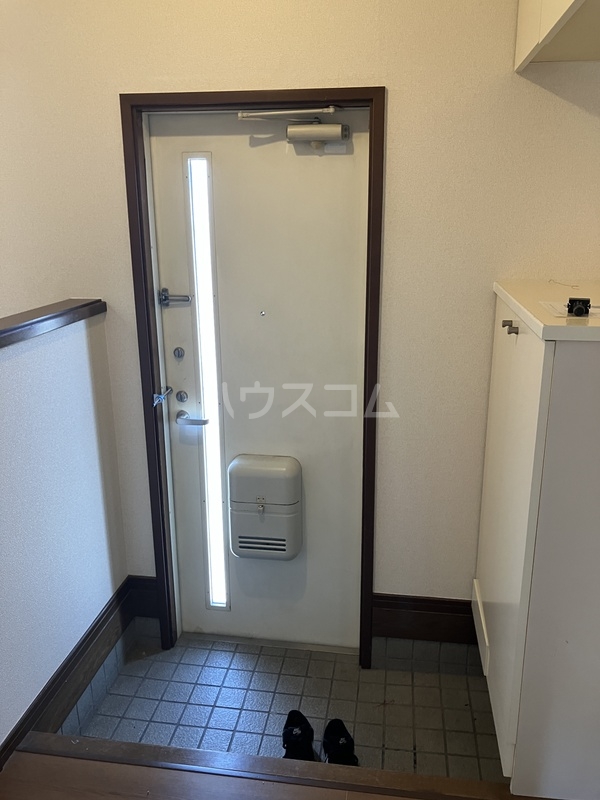 13/30 玄関